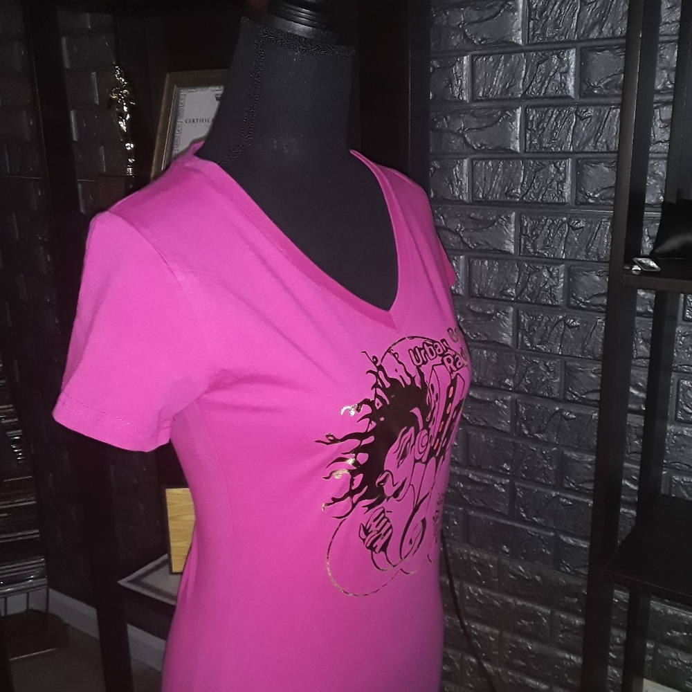 Lady Vneck T's - Picture 6 of 7